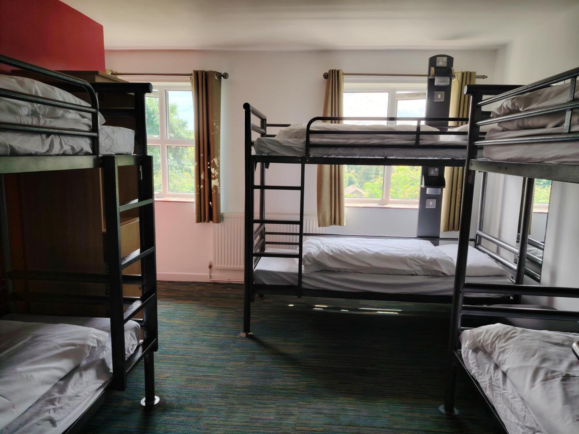Yha Malham Hostel Buitenkant foto