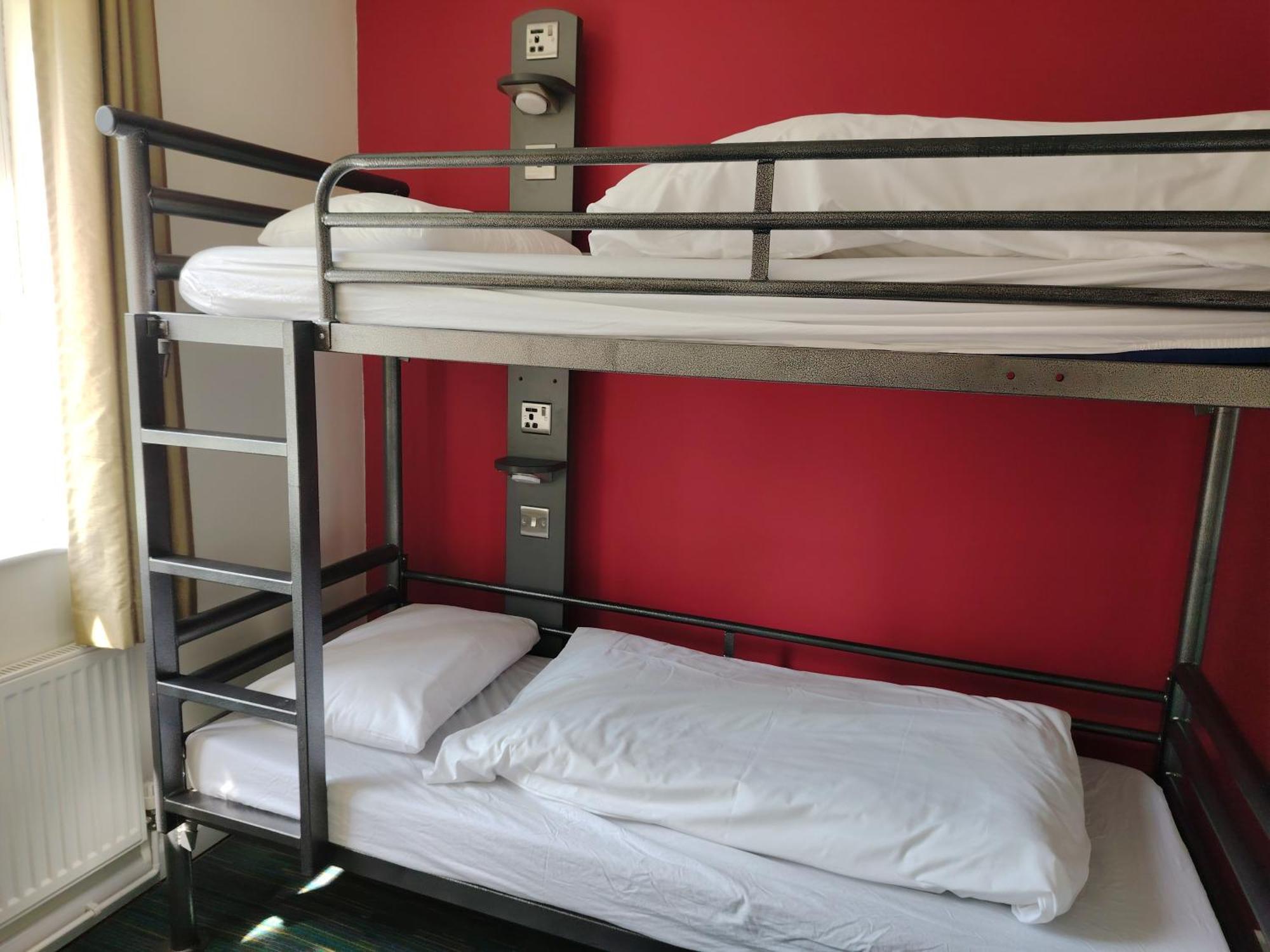 Yha Malham Hostel Buitenkant foto