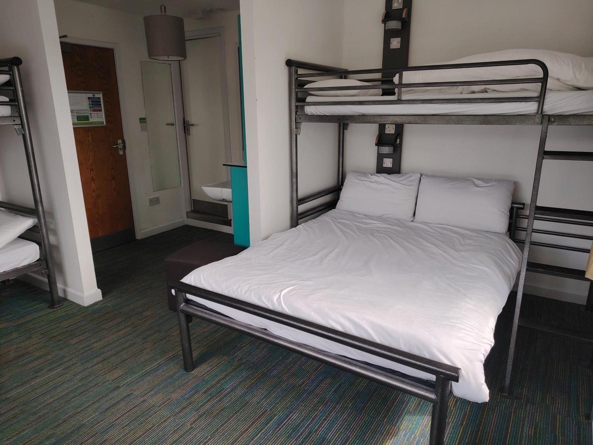Yha Malham Hostel Buitenkant foto