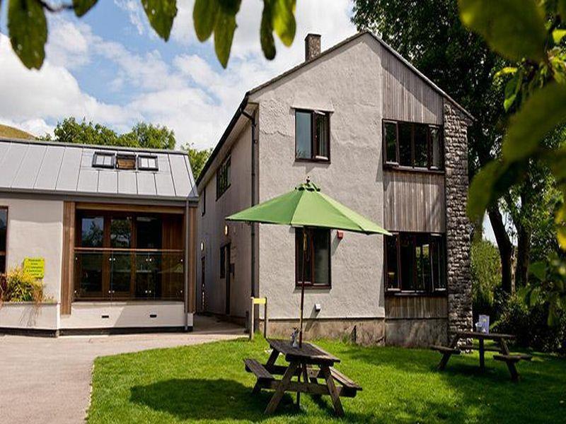 Yha Malham Hostel Buitenkant foto